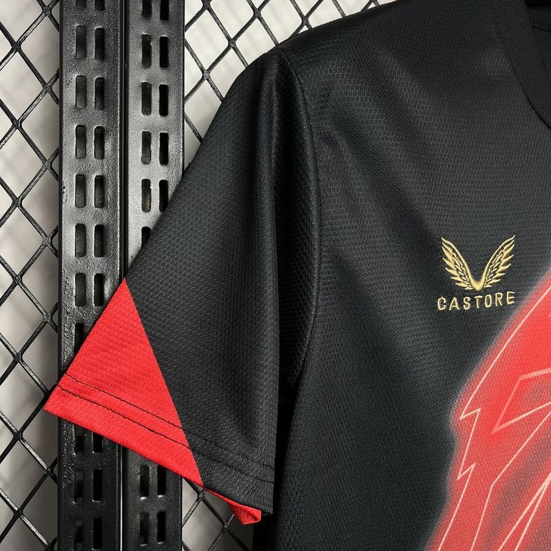 Camiseta Athletic Bilbao 24/25 - Preto e Vermelho - detalle de la manga