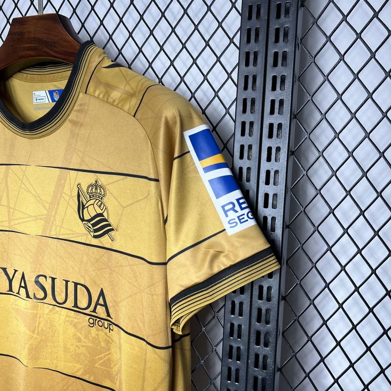 Camiseta Real Sociedade II 24/25 - Amarelo - tejido y acabado