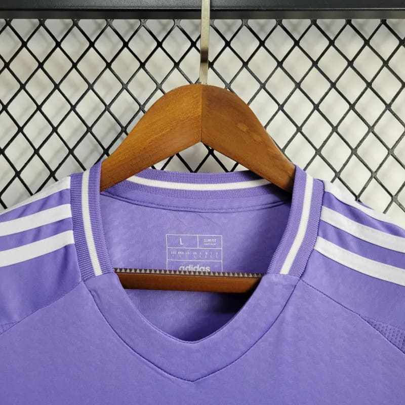 Camiseta 24∕25 Real Madrid Roxa - foto principal