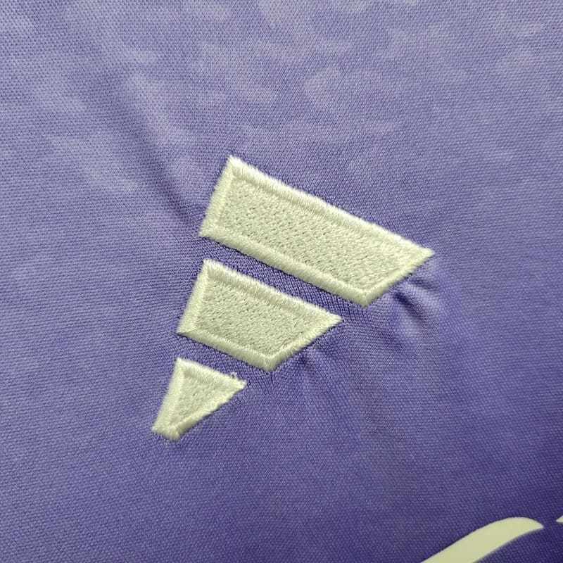 Camiseta 24∕25 Real Madrid Roxa - vista trasera