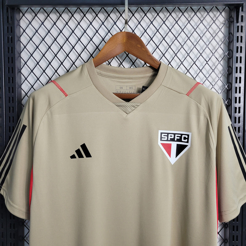Camiseta 23∕24 São Paulo Treino - detalle de la manga