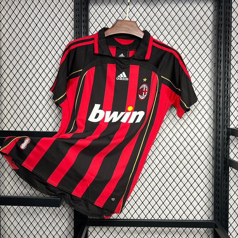 Camiseta Milan l Retro 2006/07 - detalle de la manga