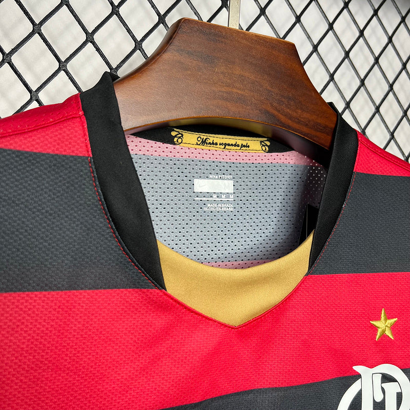 Camiseta Flamengo l Retro 2007/08 - detalle del cuello