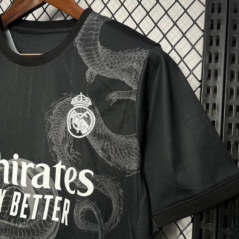 Camiseta 24∕25 Real Madrid Special Edition - detalle del cuello