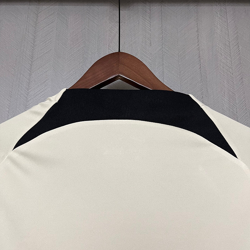 Camiseta 24/25 Corinthians Treino - detalle del cuello