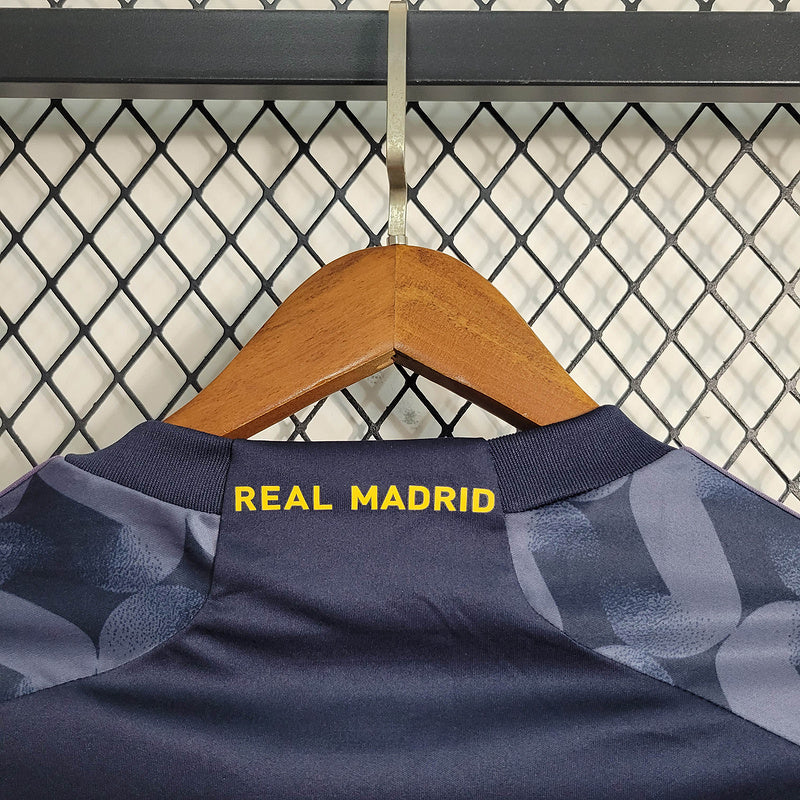Camiseta 23∕24 Real Madrid ll - detalle del cuello