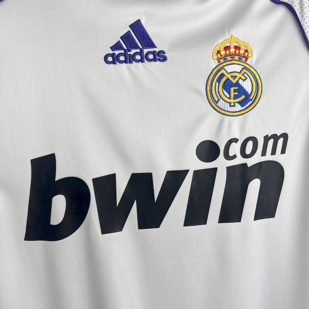 Camiseta do Real Madrid Retro 2007/08 Home - detalle de la manga