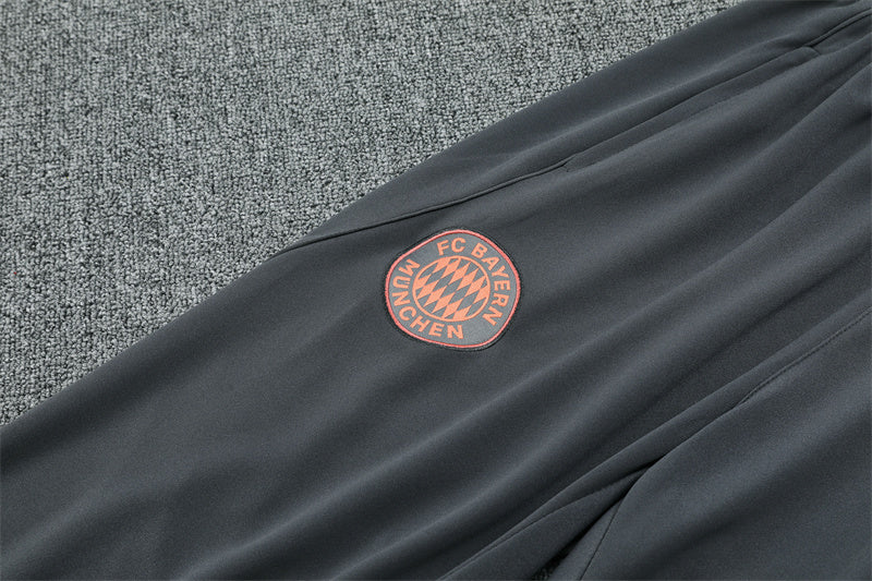 Training Suit Bayern De Munique 25/26 - Winter - vista trasera