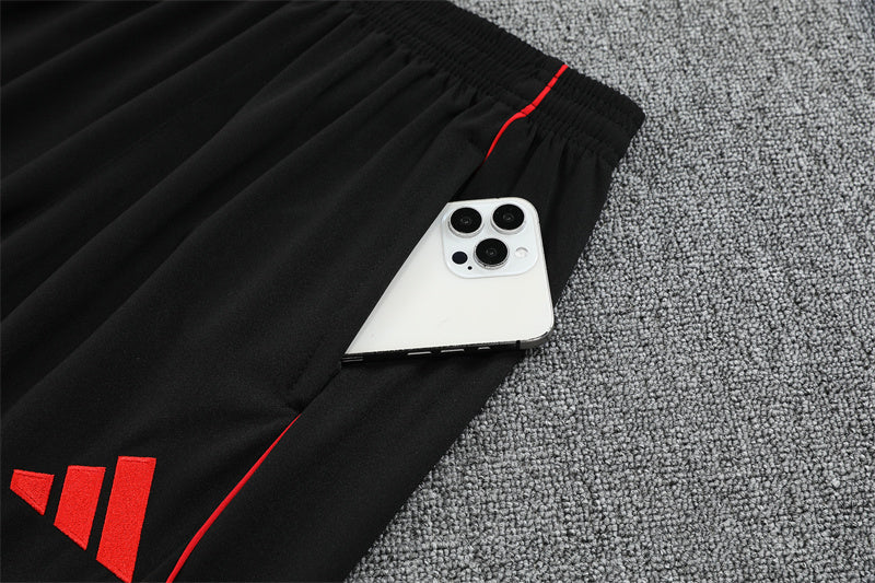 Training Suit Bayern De Munique 25/26 - Winter - tejido y acabado