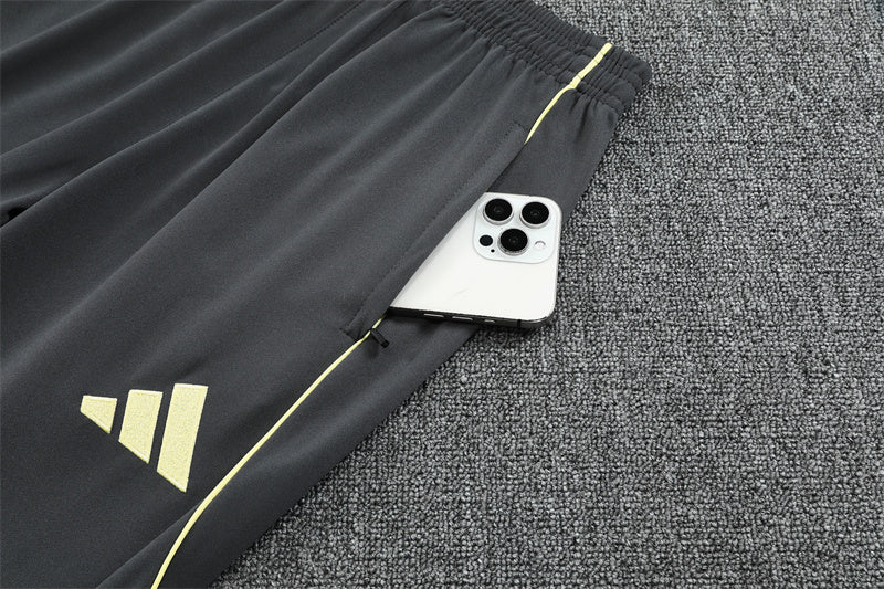 Training Suit Real Madrid 25/26 - Winter - foto principal