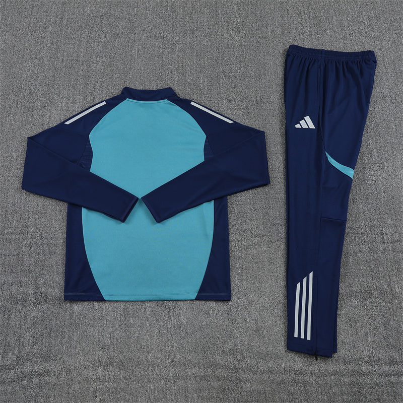 Training Suit Arsenal 25/26 - Winter - detalle de la manga