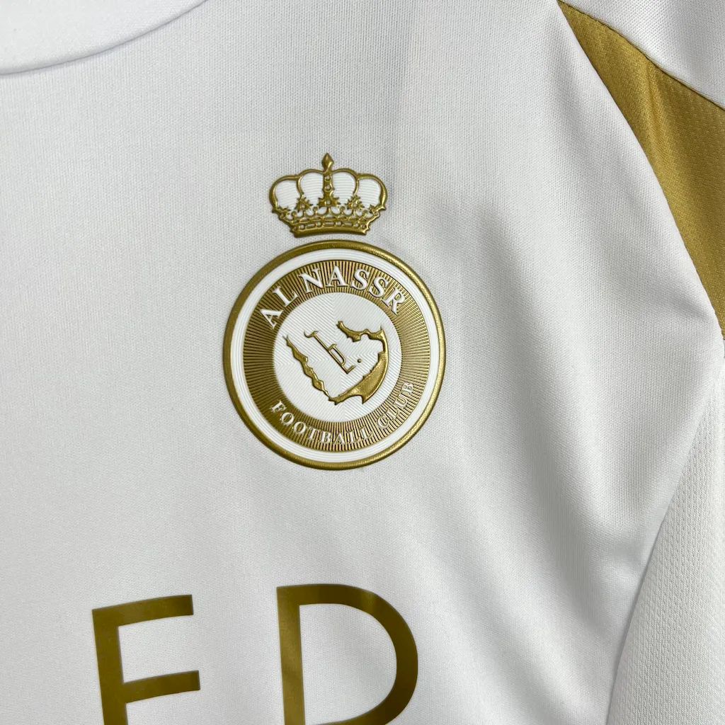 Kids Al-Nassr Home 24/25 Third - detalle del cuello