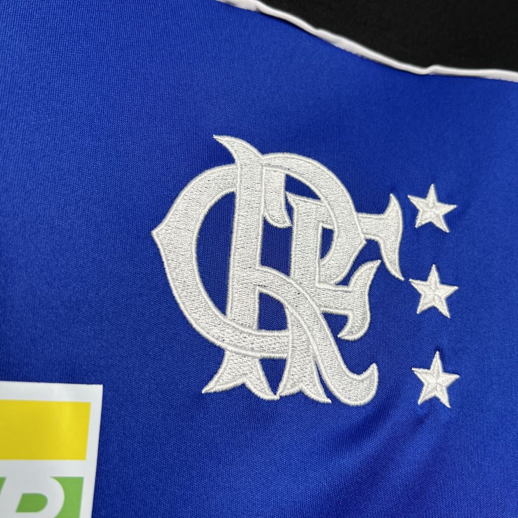 Camiseta Flamengo Retrô 1999 - Azul - detalle del cuello