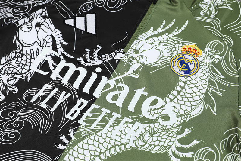 Training Suit Real Madrid 25/26 - Winter - detalle de la manga