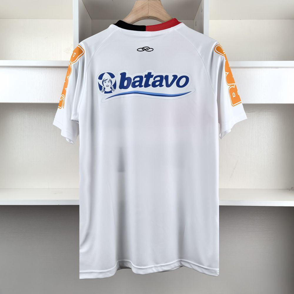Camiseta Flamengo Retrô 2010 - Branco - vista frontal