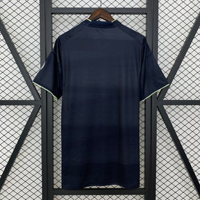 Camiseta Real Madrid 25/26 Away - vista frontal