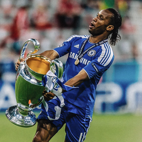 Camiseta Drogba Chelsea 12-13 Legend - tejido y acabado