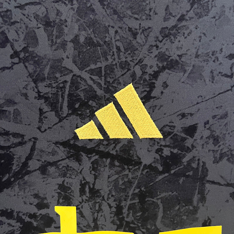 Camiseta 24∕25 Manchester United Special Edition - detalle del cuello