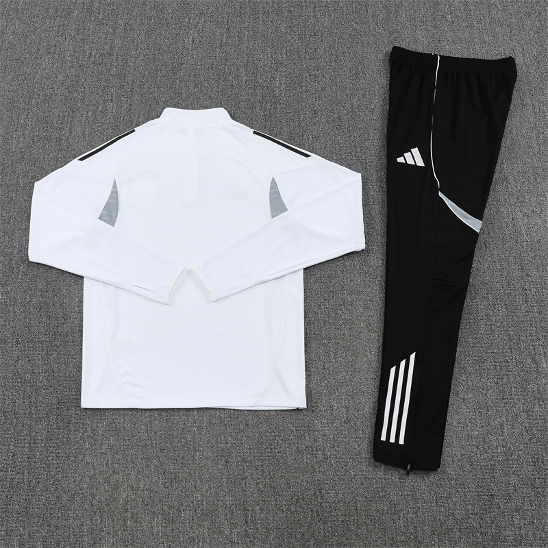Training Suit Germany 25/26 - Winter - detalle del cuello