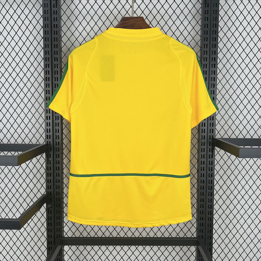 Camiseta Retrô Seleção Brasil 2002/02 Home - vista frontal