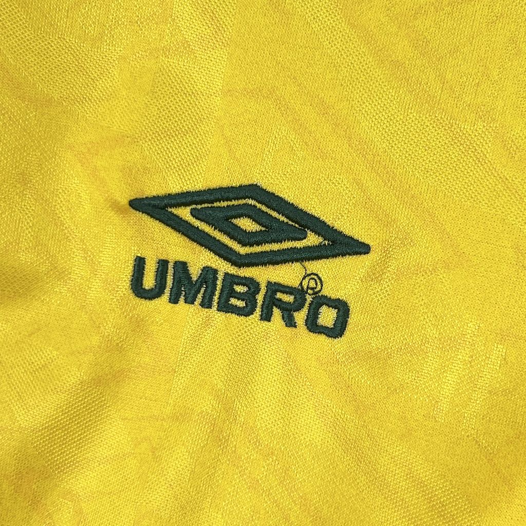 Camiseta Seleção Brasileira 1991/93 Home - vista trasera