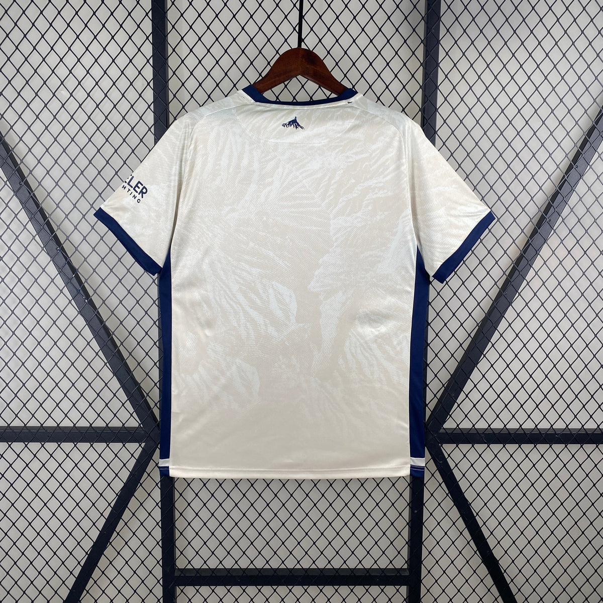 Camiseta do Osasuna 24/25 Away - vista frontal