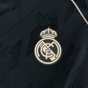 Camiseta Real Madrid 24∕25 Special Edition Black - detalle del cuello