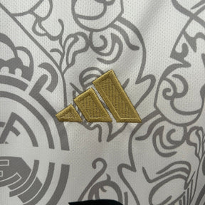 Camiseta 24∕25 Real Madrid Special Edition - detalle de la manga