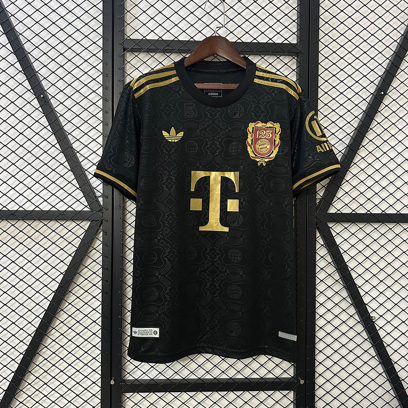 25∕26 Bayern Munich 125th Anniversary - foto principal