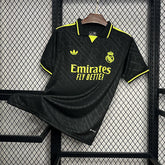Real Madrid 24∕25  X BLACK AND NEON UNIQUE - foto principal