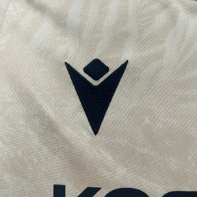 Kids Osasuna 24/25 Away - detalle del cuello