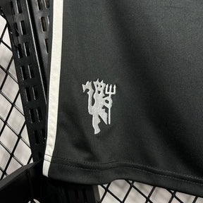 Shorts Manchester United 2024/25 Third - vista trasera
