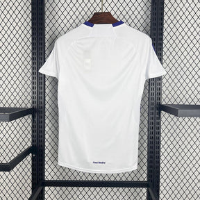 Camiseta do Real Madrid Retro 2007/08 Home - vista frontal