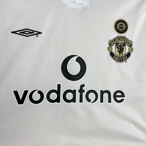 Camiseta do Manchester United  Retrô 2001/02 Centenary Reversible - tejido y acabado