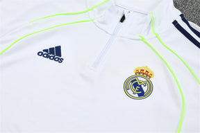 Training Suit Real Madrid 25/26 - Winter - detalle de la manga