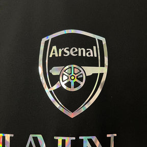 Camiseta 24∕25 Arsenal joint edition - detalle de la manga