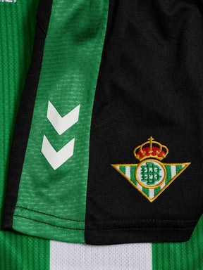 Kids Real Betis 25∕26 Home - detalle del cuello