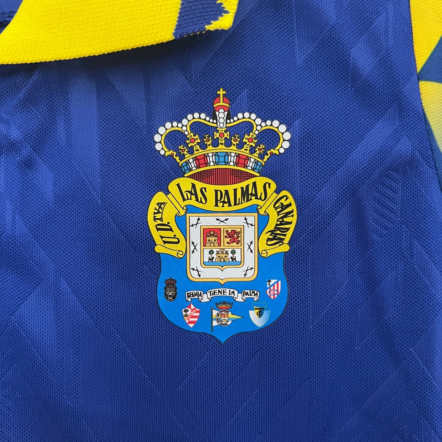 Kids Las Palmas 24/25 Away - detalle de la manga