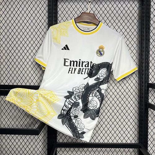 Real Madrid 24∕25 Special White - foto principal