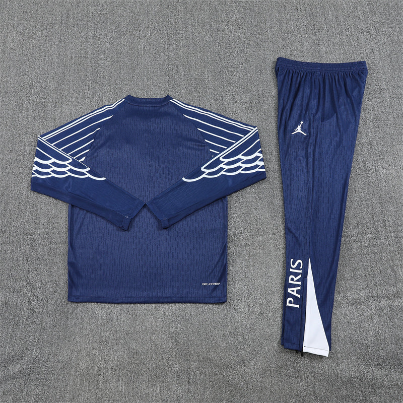 Training Suit PSG 25/26 - Winter - detalle de la manga