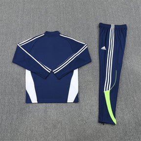 Training Suit Real Madrid 25/26 - Winter - detalle del cuello