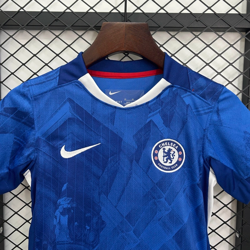 Kids Chelsea Home 25/26 - Blue - detalle de la manga