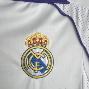Camiseta do Real Madrid Retro 2007/08 Home - detalle del cuello
