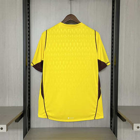 24∕25 Atlético Mineiro Limited Edition Goalkeeper Yellow Camiseta - vista frontal