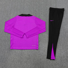 Training Suit England 25/26 Pink - Winter - detalle de la manga