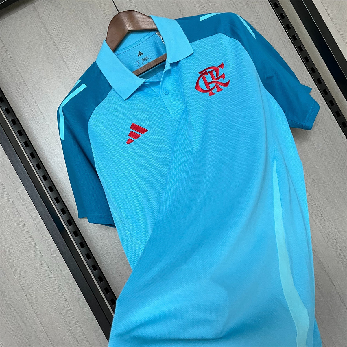 Camiseta Flamengo 25/26 - Polo Azul - tejido y acabado