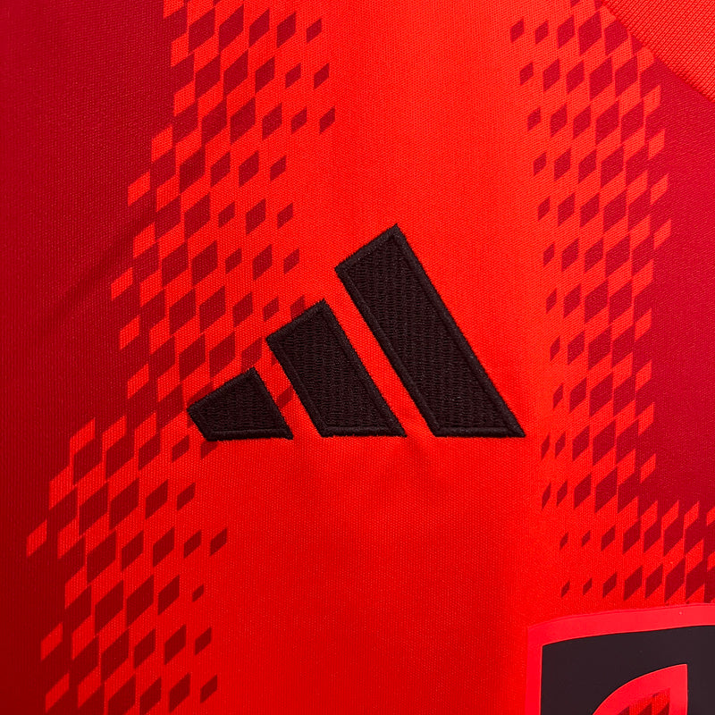 Camiseta 24∕25 Bayern Munich Home - detalle de la manga