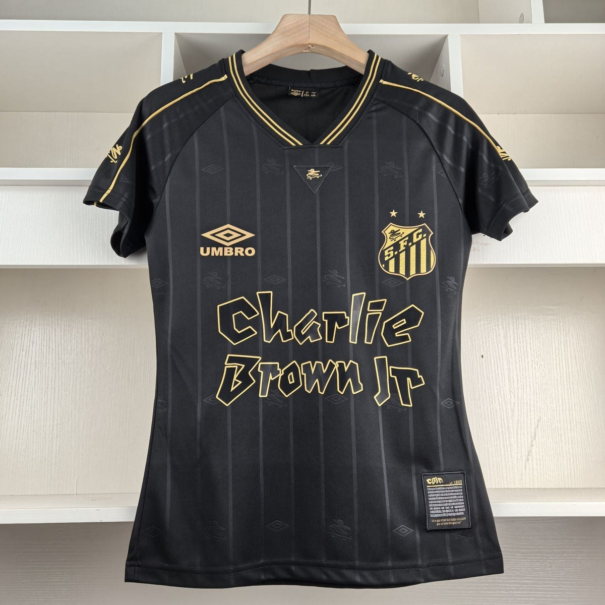 Camiseta do Santos Charlie Brown 24/25 - Femenino - foto principal