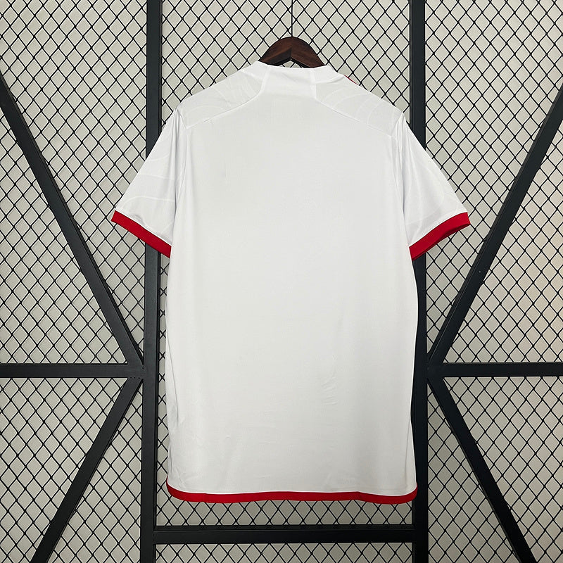 Camiseta 24∕25 Flamengo away - vista frontal