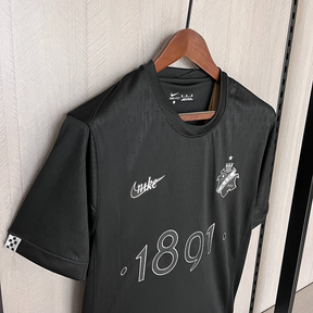 Camiseta Aik 25/26 commemorative black - detalle de la manga